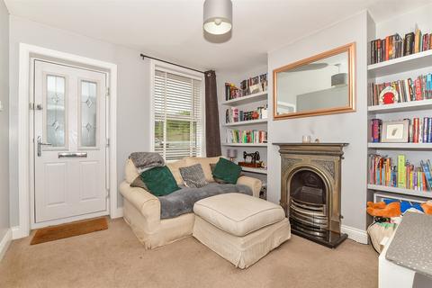 104 Priory Road, Tonbridge, TN9 2BP