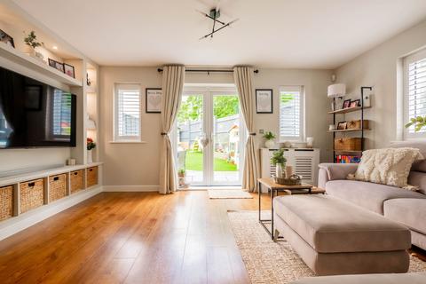 83 Cheapside West, Rayleigh, SS6 9JN