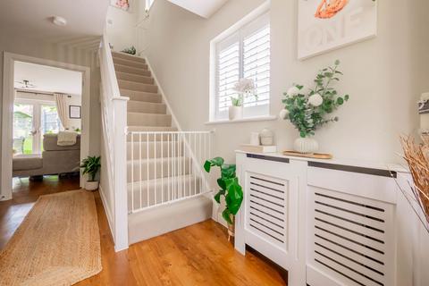 83 Cheapside West, Rayleigh, SS6 9JN