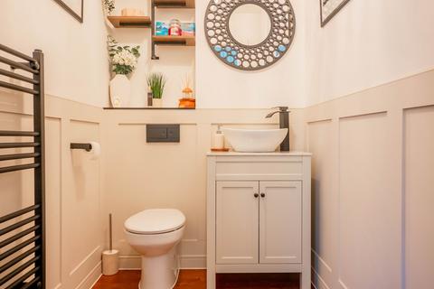 83 Cheapside West, Rayleigh, SS6 9JN