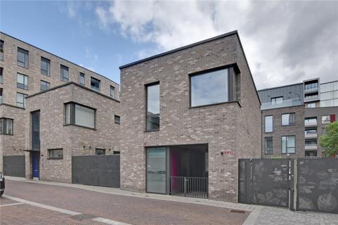 undefined, Gilroy Street, Greenwich, London, SE10