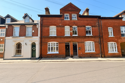 4 bedroom terraced house for sale, Crow Lane, Rochester