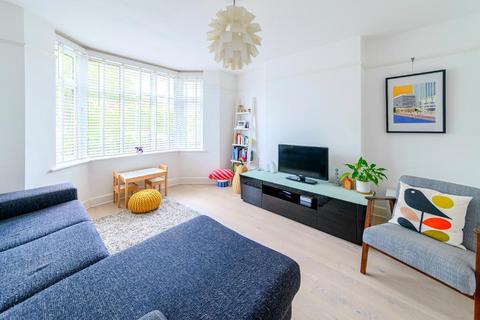 4 West Grove, Bedford, MK40 4BT
