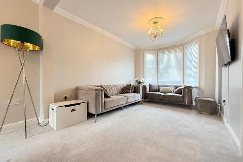 undefined, Oakley Road, Challney, Luton, Bedfordshire, LU4 9QD