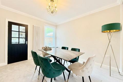 undefined, Oakley Road, Challney, Luton, Bedfordshire, LU4 9QD