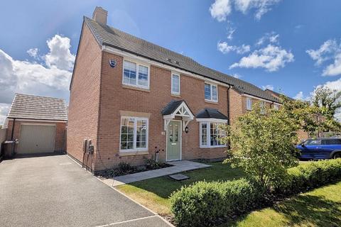 3 Audley Clough, Clitheroe, BB7 1FX