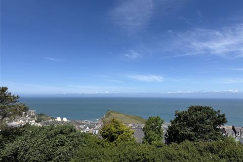 96 Queens Avenue, Ilfracombe, EX34 9LS