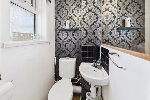 96 Queens Avenue, Ilfracombe, EX34 9LS
