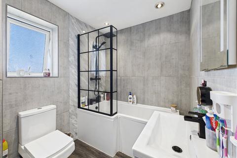 96 Queens Avenue, Ilfracombe, EX34 9LS