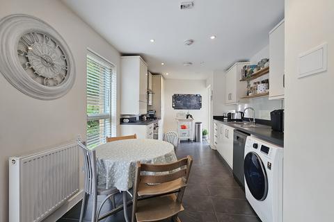 2 bedroom flat for sale, Trumpington, Cambridge CB2