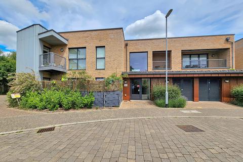 2 bedroom flat for sale, Trumpington, Cambridge CB2