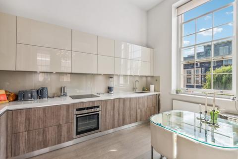 1 bedroom flat to rent, Magistrates House, Market Place, Brentford, Middlesex