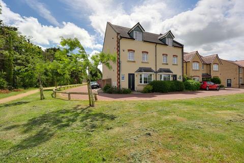 4 bedroom semi-detached house for sale, Horseshoe Close, Bristol BS14