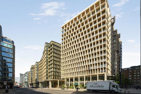 Kings Gate Walk, Belgravia, SW1E