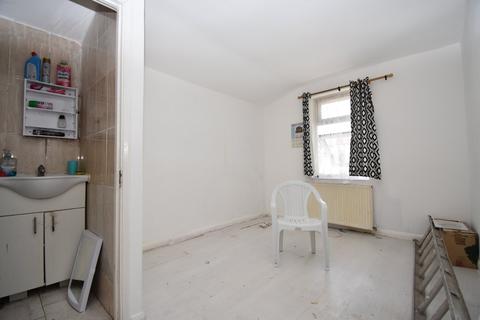 29 Kentmere Road, London, SE18 1DL