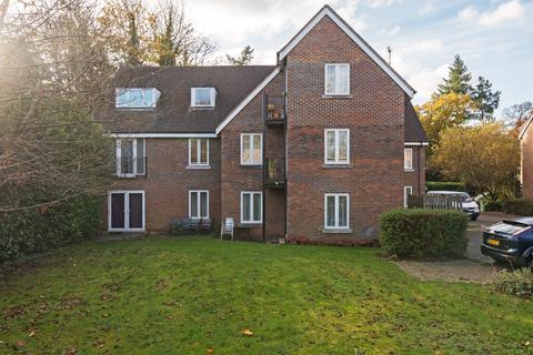 2 Blossom Road, Caversham, Reading, RG4 7AZ