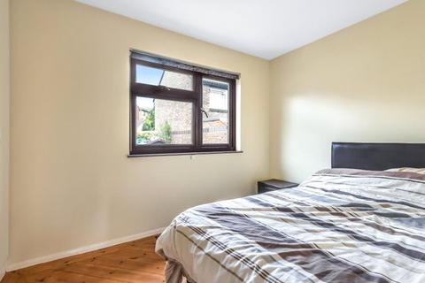 2 Caddis Close, Stanmore, HA7 3TL