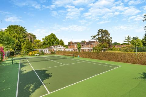 undefined, Money Row Green, Holyport, Maidenhead, Berkshire