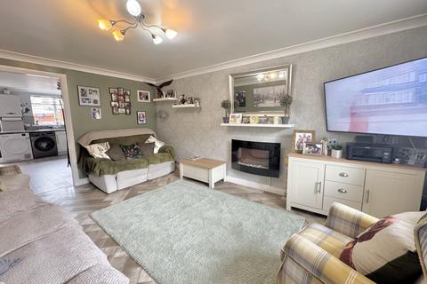 4 Queens Avenue, Dalton Le Dale, Seaham, SR7 8EX