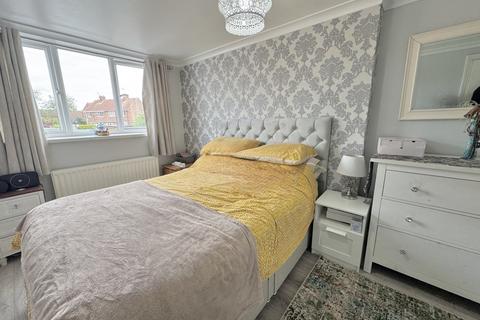 4 Queens Avenue, Dalton Le Dale, Seaham, SR7 8EX