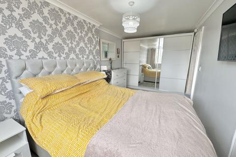 4 Queens Avenue, Dalton Le Dale, Seaham, SR7 8EX