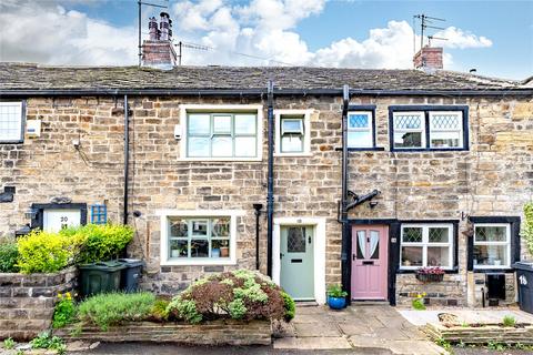 18 Carrbottom Road, Greengates, Bradford, BD10 0BB