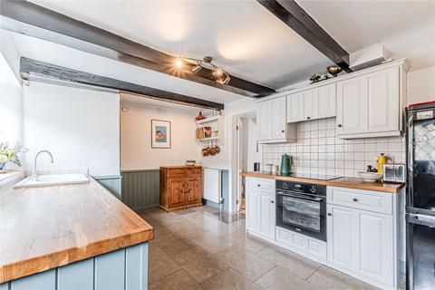 18 Carrbottom Road, Greengates, Bradford, BD10 0BB