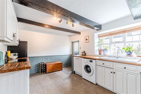 18 Carrbottom Road, Greengates, Bradford, BD10 0BB