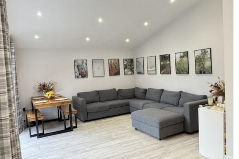 undefined, St. Albans Hill, Hemel Hempstead HP3