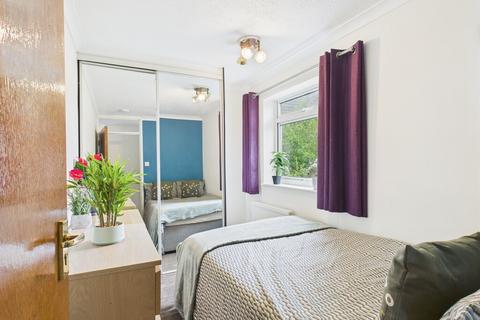 1 bedroom in a house share to rent, Braithwait Close