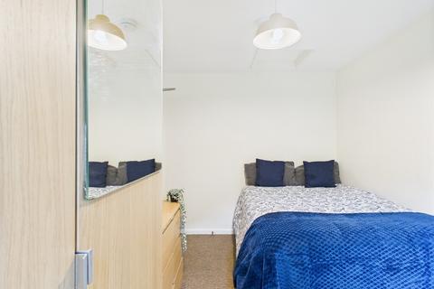 1 bedroom in a house share to rent, Braithwait Close