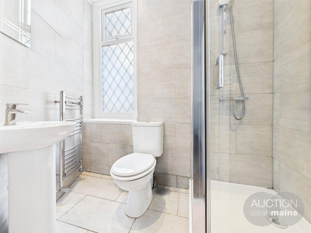 Ensuite