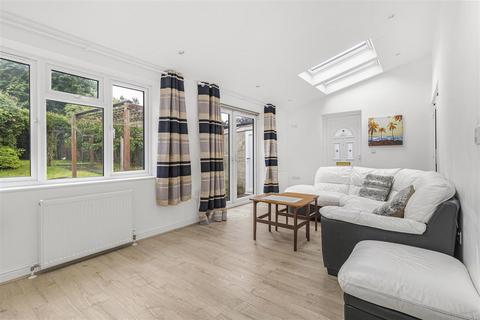 63 Netherhall Way, Cambridge, CB1 8NU