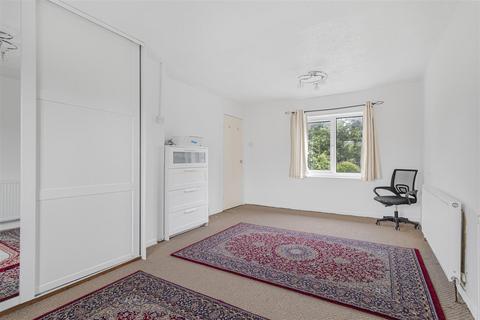 63 Netherhall Way, Cambridge, CB1 8NU