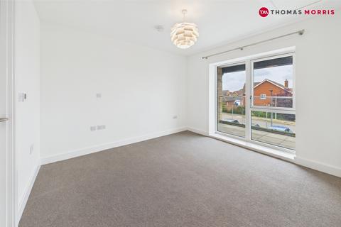 2 bedroom apartment for sale, Cardamom Street, Bedfordshire SG18