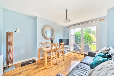 Greenwood Road, Mitcham CR4