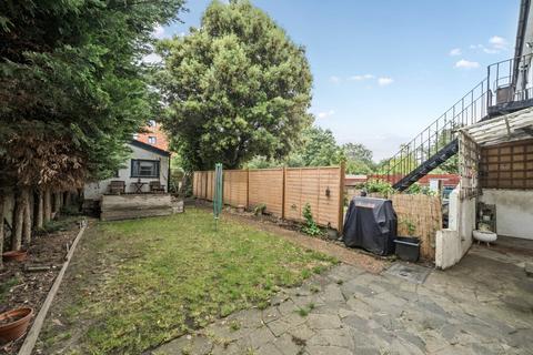 2 bedroom maisonette for sale, Baron Grove, Mitcham CR4