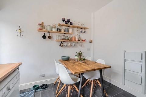 2 bedroom maisonette for sale, Baron Grove, Mitcham CR4