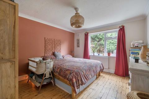 undefined, Baron Grove, Mitcham CR4