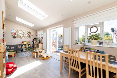 201 Ridge Road, Sutton, SM3 9LS