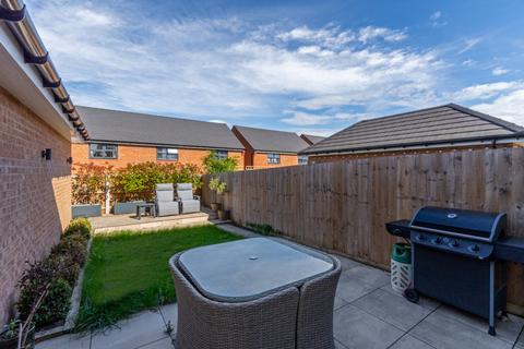 3 bedroom semi-detached house for sale, Kelly Gardens, Hertfordshire CM21