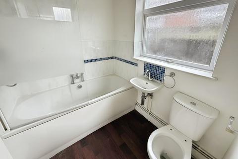 20 Croxby Avenue, Grimsby, DN33 2NW