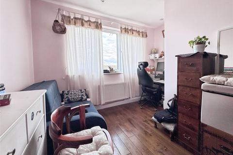 undefined, Braemar Avenue, Bexleyheath DA7
