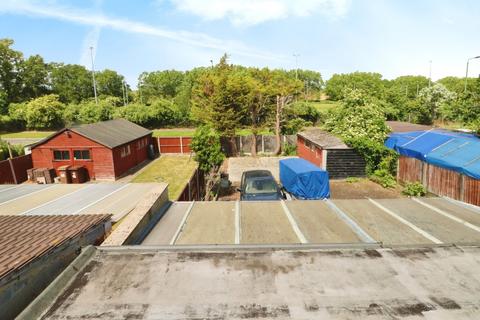 3 bedroom semi-detached house for sale, Valley Side, London E4