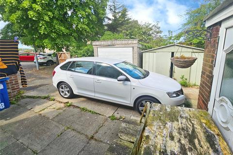 198 Roberts Road, Edlington, Doncaster, DN12 1JH