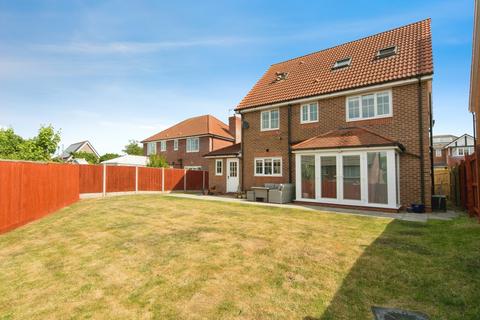 5 bedroom detached house for sale, Llys Dyffryn, Denbighshire LL17