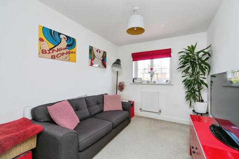 35 Llys Dyffryn, St Asaph, LL17 0SX