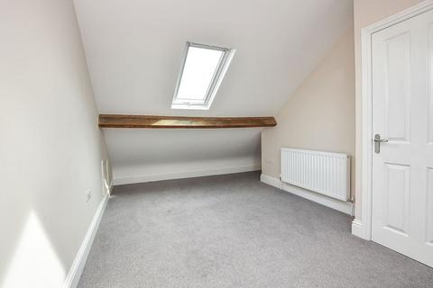 4 bedroom terraced house to rent, Cromer Street, York YO30