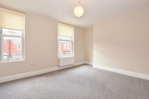 4 bedroom terraced house to rent, Cromer Street, York YO30