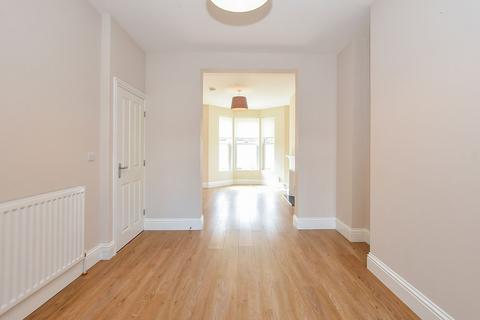 4 bedroom terraced house to rent, Cromer Street, York YO30